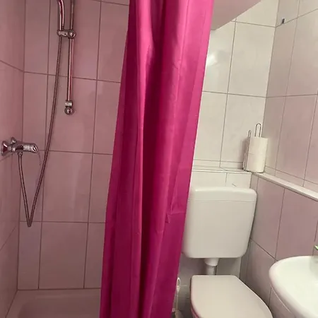 Отель Schaefli